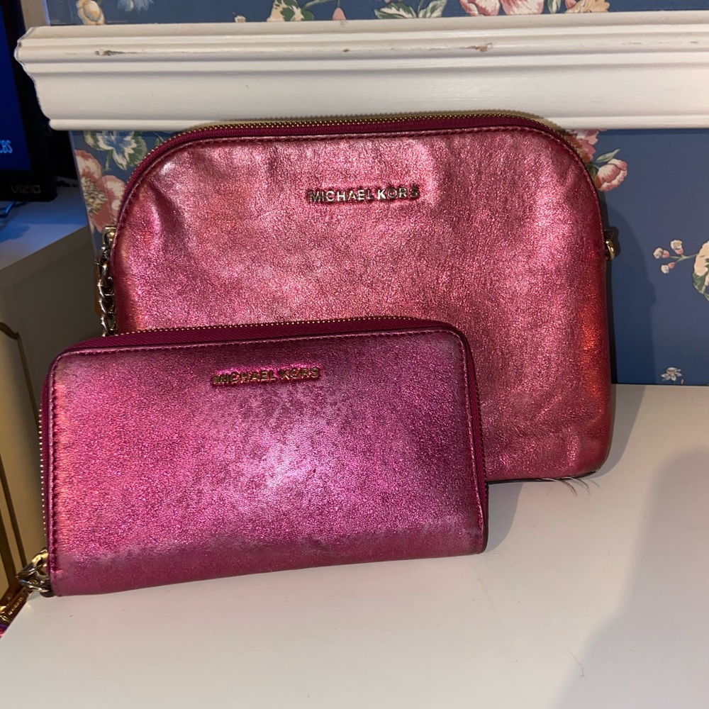 SOLD Michael Kors set